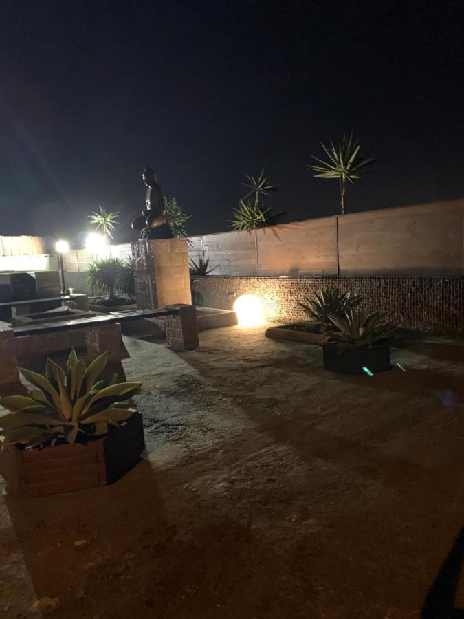 Gasthaus Valtisya Pool And Airport Telde Exterior foto